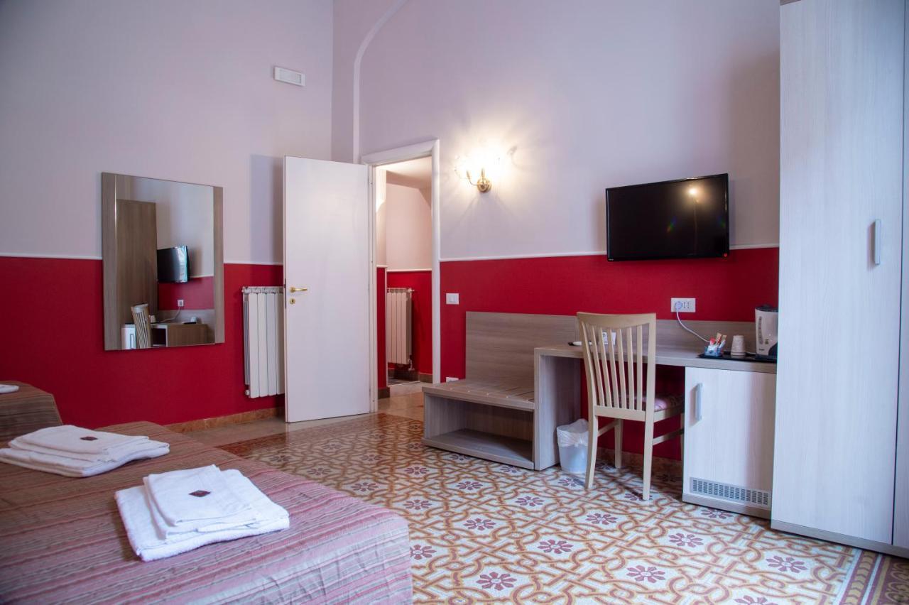 Domus Napoleone Hotel Rome Luaran gambar