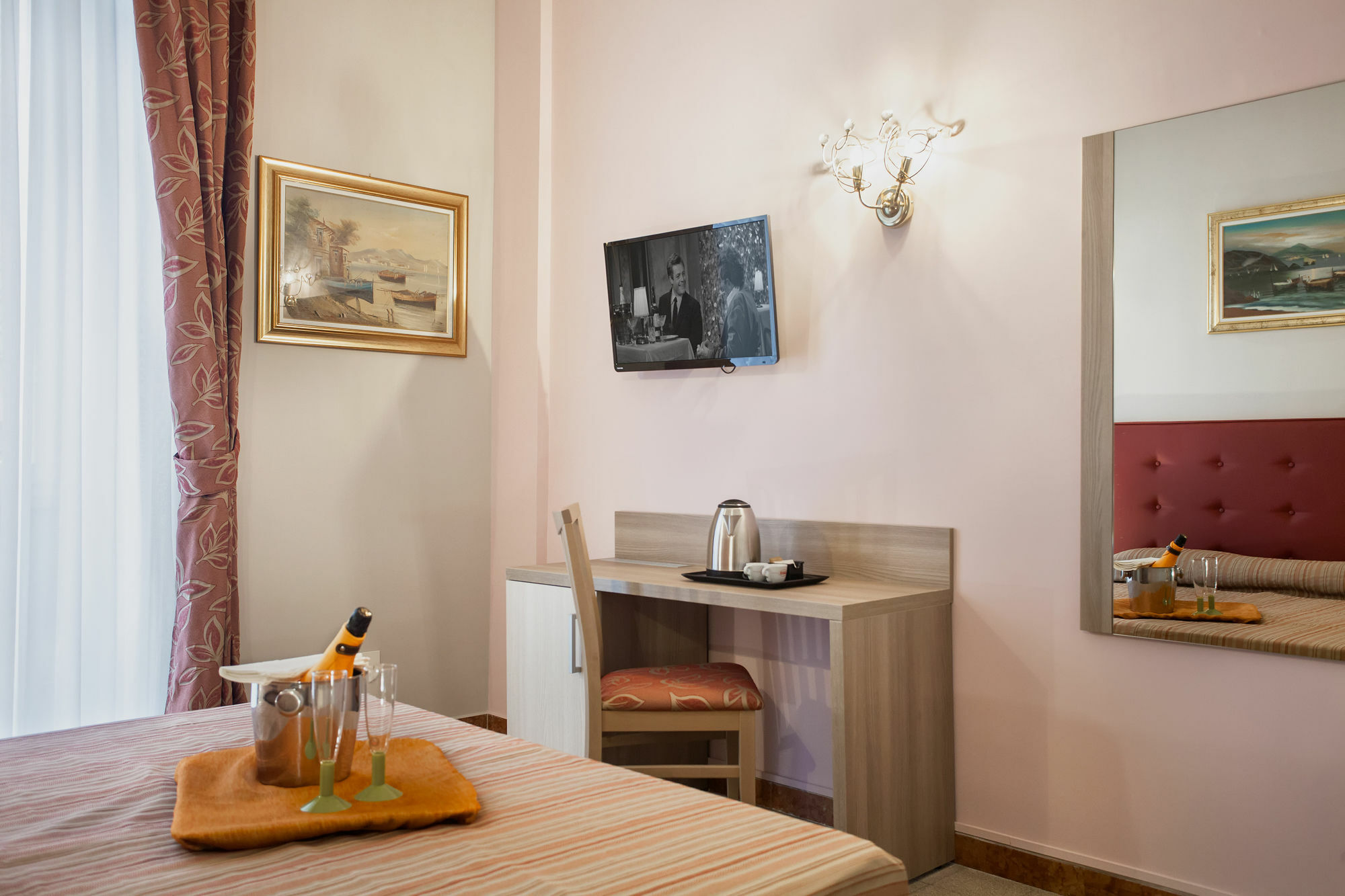 Domus Napoleone Hotel Rome Luaran gambar